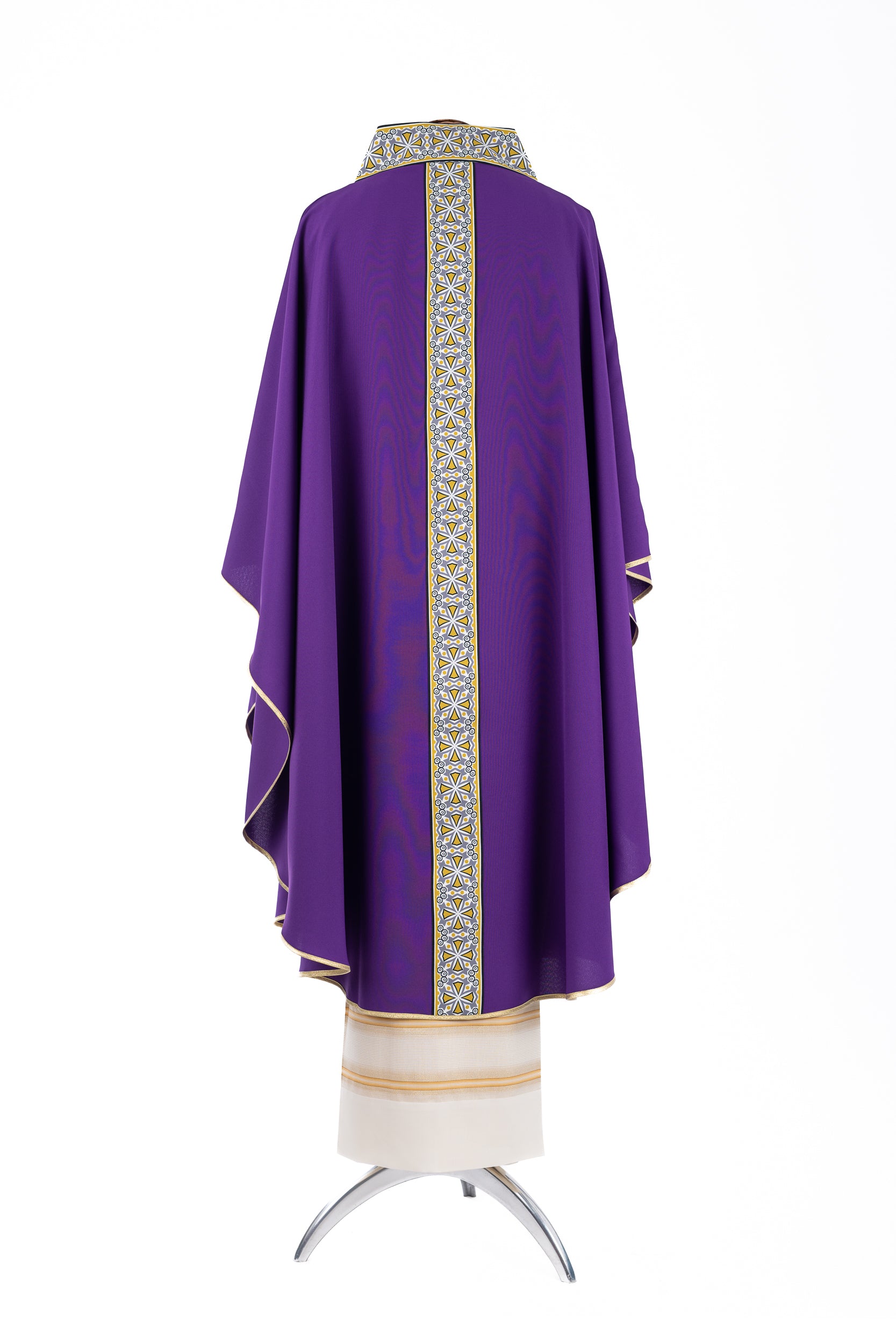 Casula Poliestere con Decorazioni su Collo e Fascia