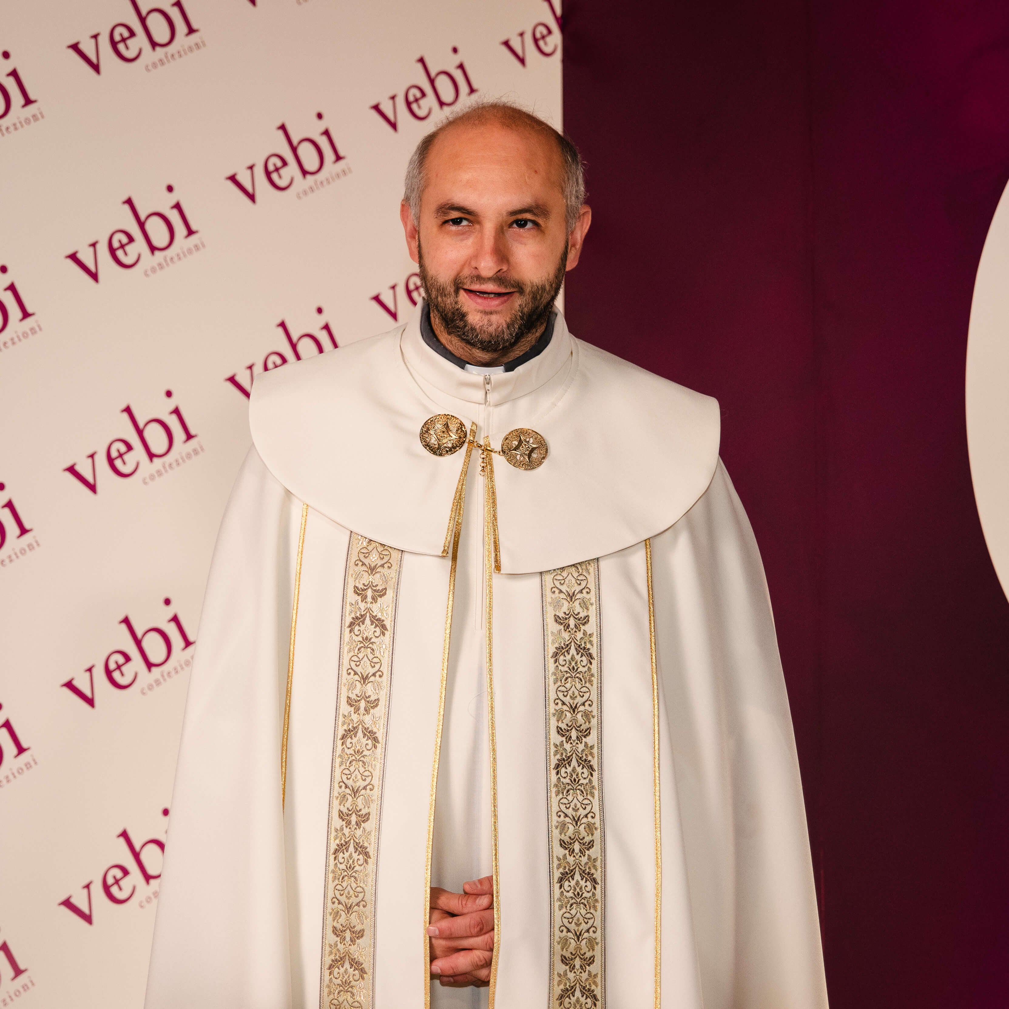 Piviale Avorio in Poliestere con Dettagli in Oro